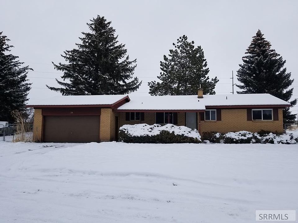 1st image of 820 N Bergeson Dr