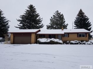 820 N Bergeson Dr, Idaho Falls, ID 83401