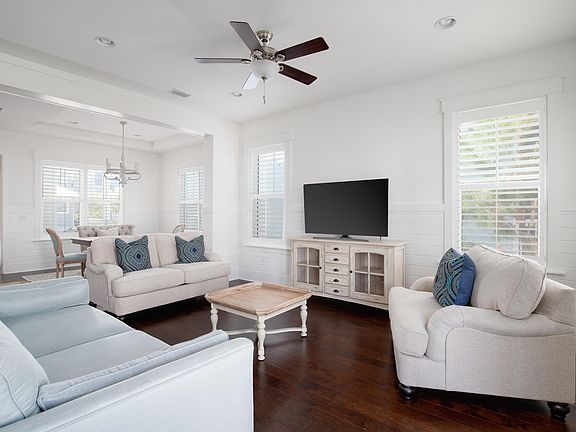 Spacious & furnished