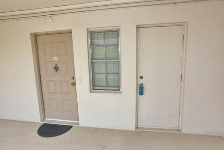 2801 N PALM AIRE Drive #405, photo 5