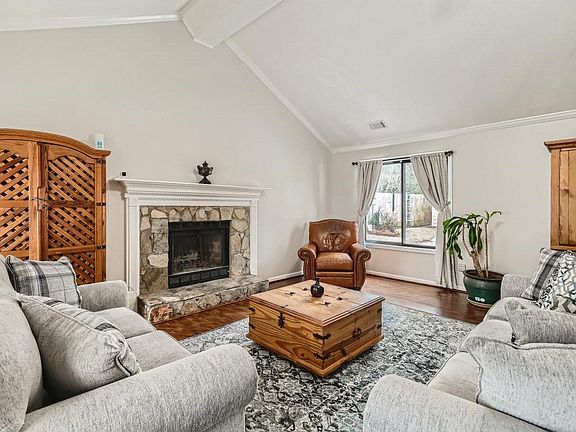 4th image of 5182 Station Cir