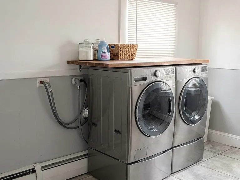311 E Grove St #1D — Photo 5