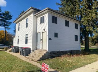 4 Grove St, Evansville, WI 53536