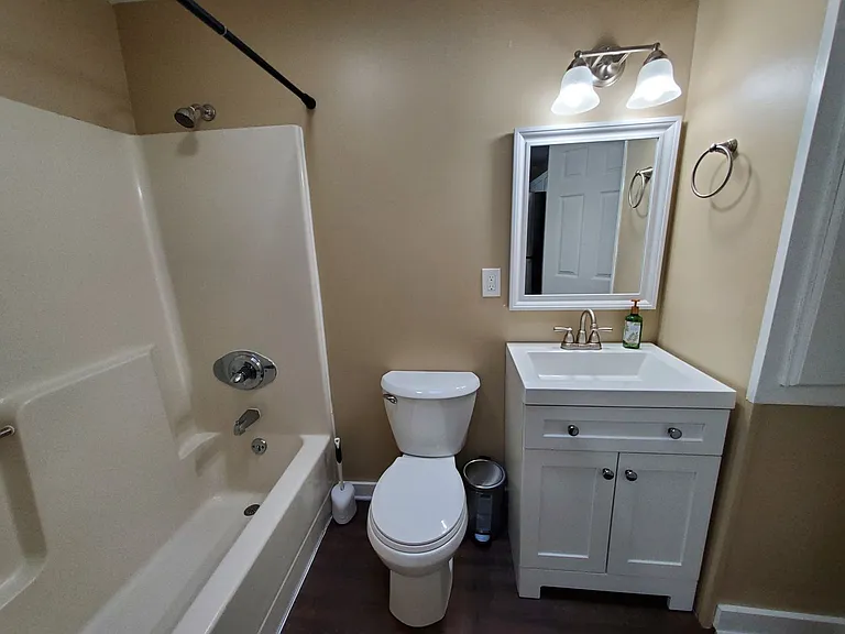 805 Hamilton St — Photo 10