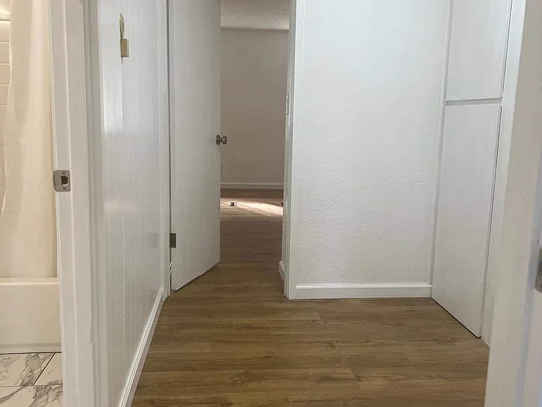 The Loft Apartments — Photo 38