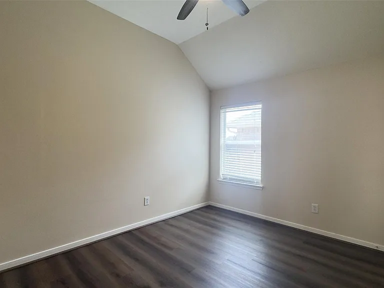 24926 Ranch Lake Ct — Photo 25
