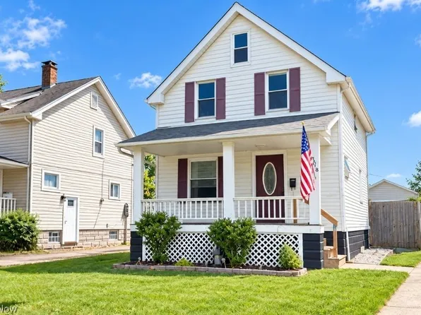 3018 Lincoln Ave, Parma, OH 44134