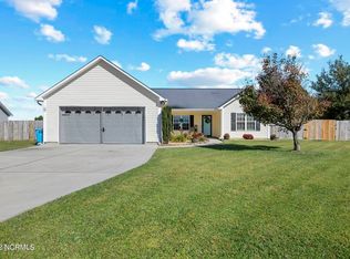 223 Cherry Blossom Dr, Richlands, NC 28574