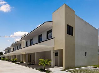 562 NW 7th St UNIT 1, Florida City, FL 33034