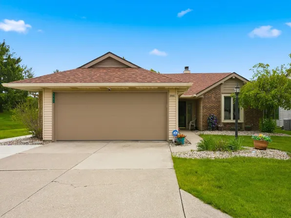 2931 Wood Knoll Ln, Fort Wayne, IN 46804