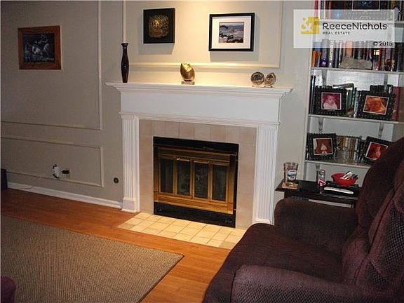 3rd image of 4318 Belleview Ave #103