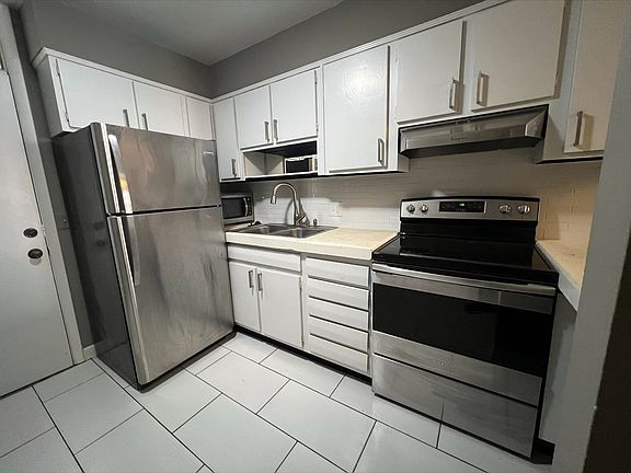 5th image of 3831 W End Ave APT 23