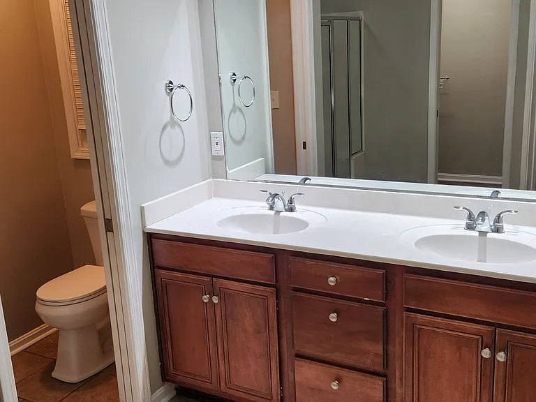 4108 Saratoga Woods Dr — Photo 15