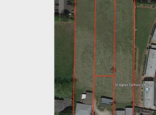 1129 E Lincoln St, Woodburn, OR 97071