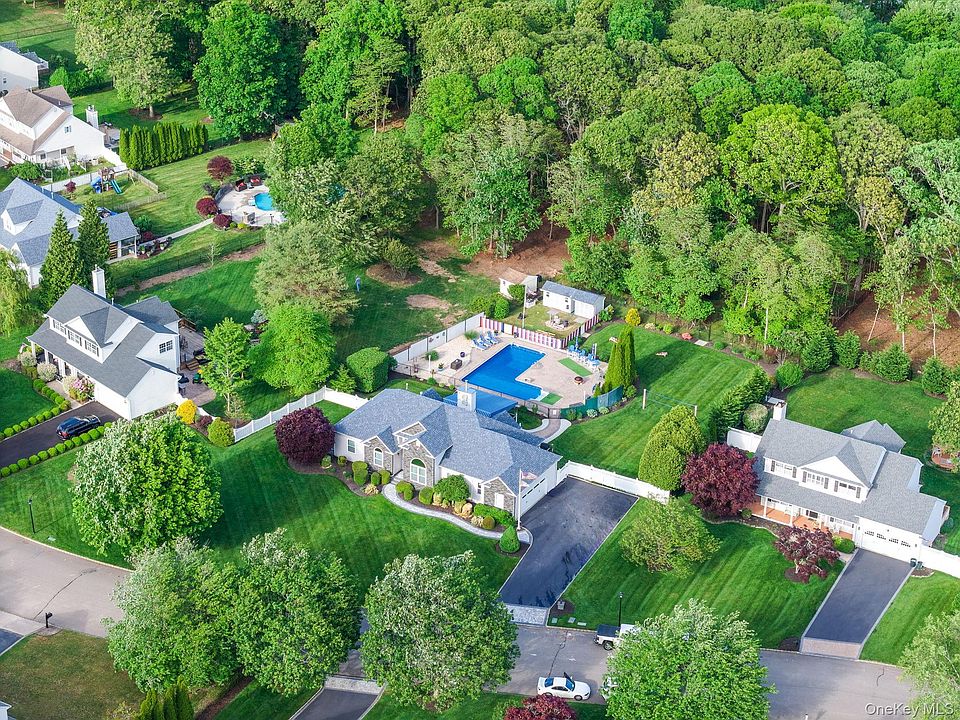1st image of 41 Paige Lane