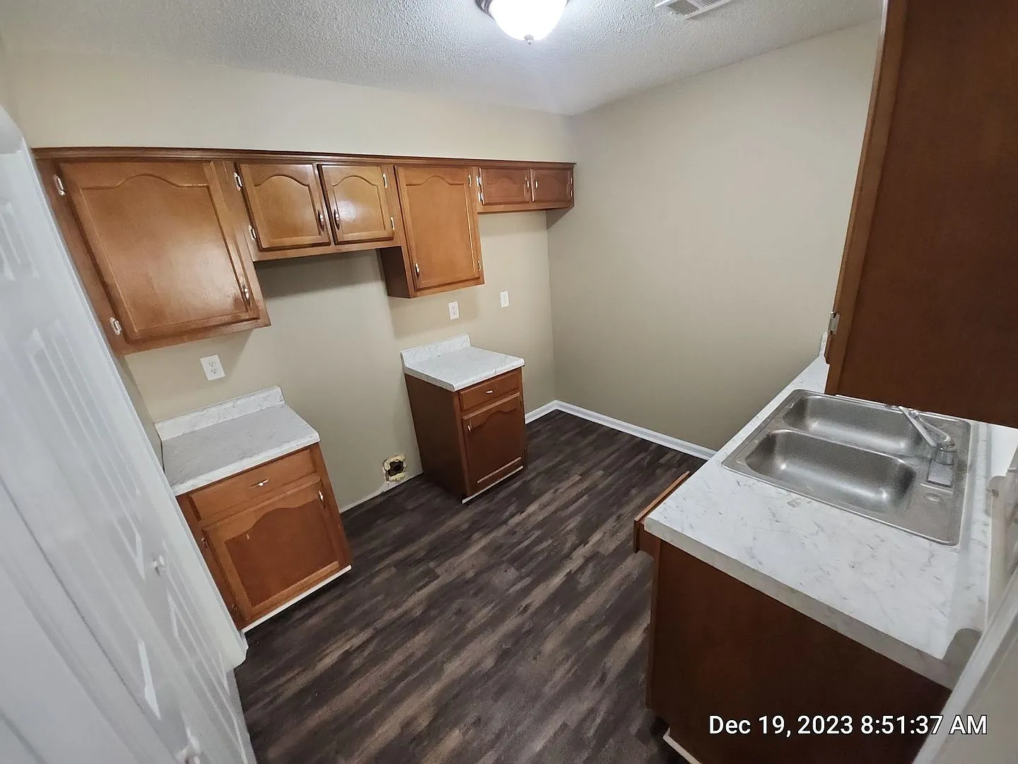 5819 Grassy Valley Drive — Photo 3
