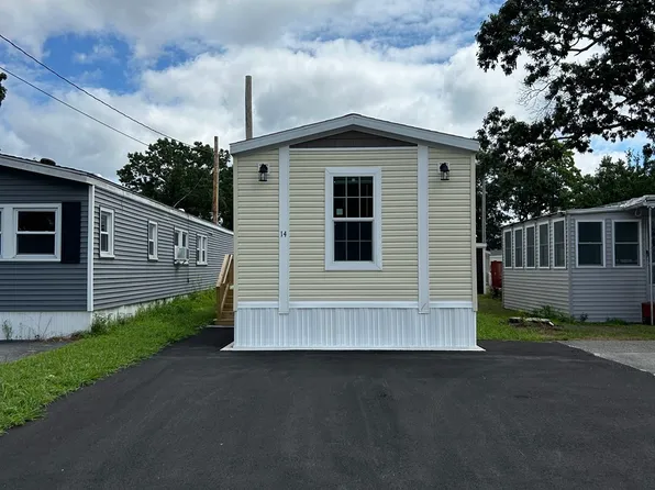 14 Berkeley St, North Billerica, MA 01862