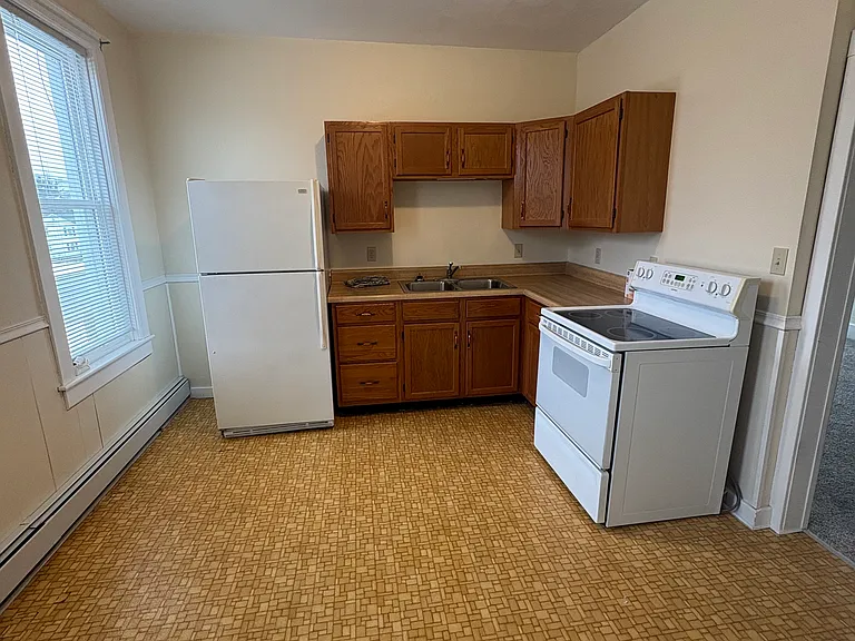 595 S Saint Marys St #1 — Photo 1
