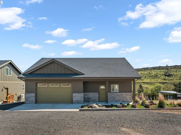 1151 Pine St W, The Dalles, OR 97058