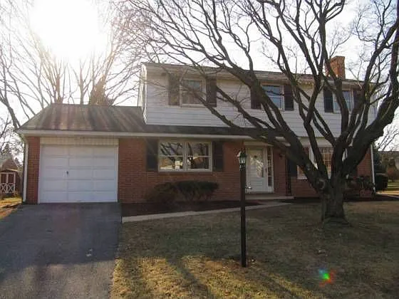 426 Rutledge Ave photo 1