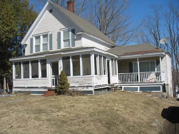 74 Pleasant Street, Dover-Foxcroft, ME 04426