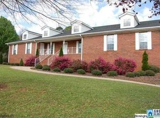 637 Flint Hill Rd, Bessemer, AL 35022