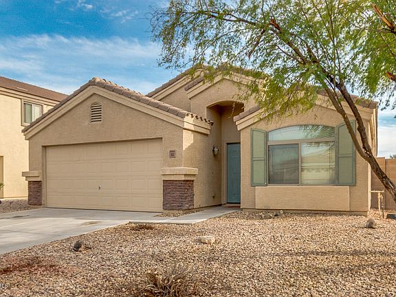 3rd image of 503 E Dragon Springs Dr