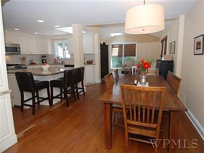 4th image of 1506 Pine Knoll Ln