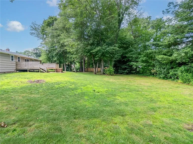 7 Jay Dr — Photo 41