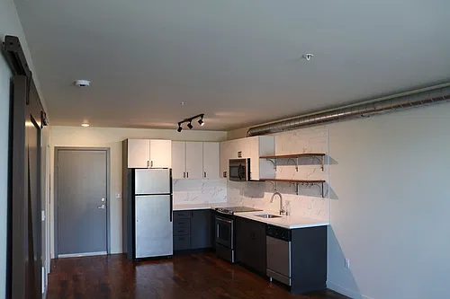 Floor plan 302