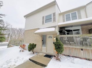1300 Upper Ottawa St #44, Hamilton, ON L8W 1M8
