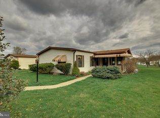 733 Dogwood Dr, North Wales, PA