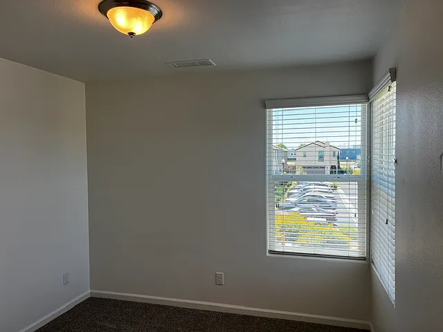 3605 Highclere Way — Photo 10