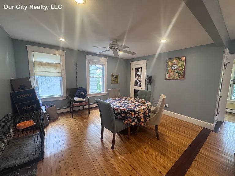 31 Stoughton St #2 — Photo 9