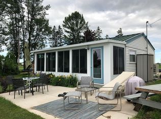 4307 W Lake Dr, Newton, WI 53063