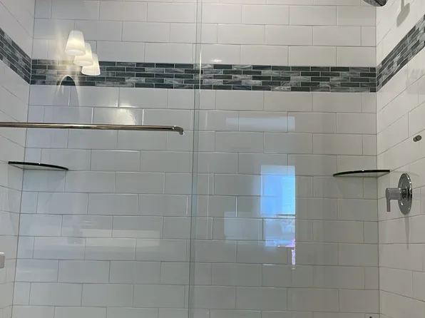 115 Veranda St #1, Portland, ME 04103