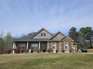 185 Elysian Dr, Fayetteville, GA 30214