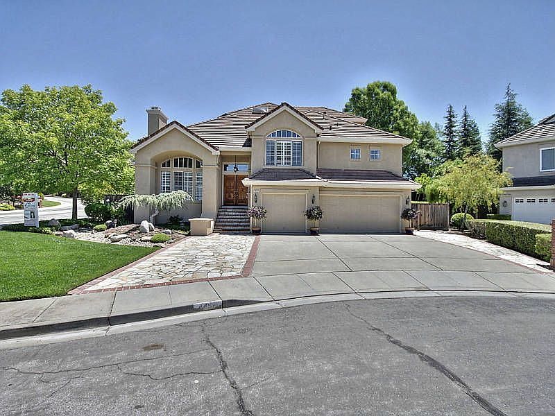1st image of 44521 Chantecler Ct