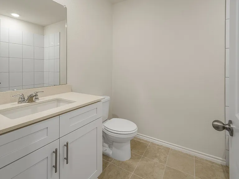 1531 Brooke Dr — Photo 10