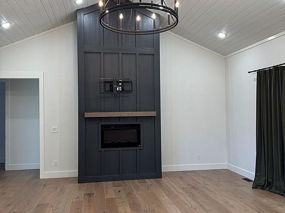 4th image of 387 Copeland Cove Rd
