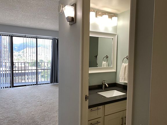 3rd image of 700 Richards St APT 1805