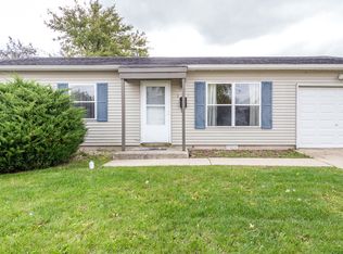 207 Hayes Ave, Romeoville, IL 60446