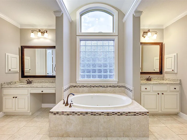 4711 Derbywood Glen Ln — Photo 28