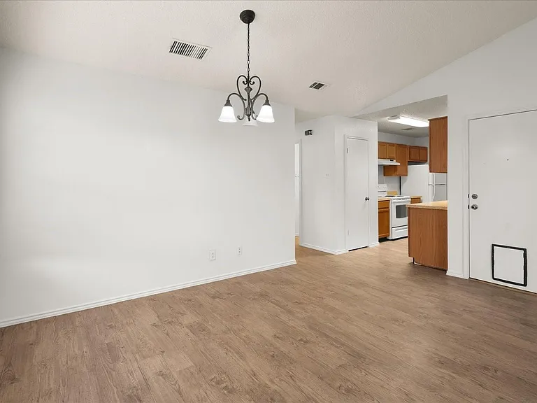 220 Sailmaster St #A — Photo 12