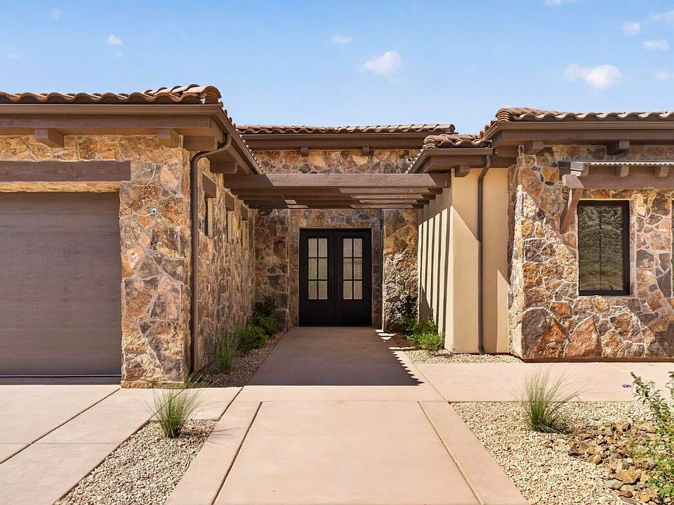 1st image of 442 E Entrada Dr
