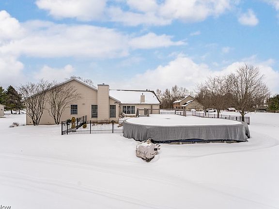 5th image of 41341 Ravines Edge Way