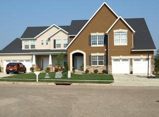 Hampton Bluffs, Cuyahoga Falls, OH 44223