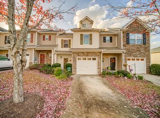 562 Rendezvous Rd, Acworth, GA 30102