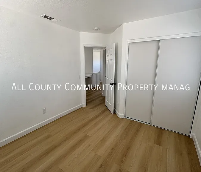 3931 Palmetto Haven Ct — Photo 43