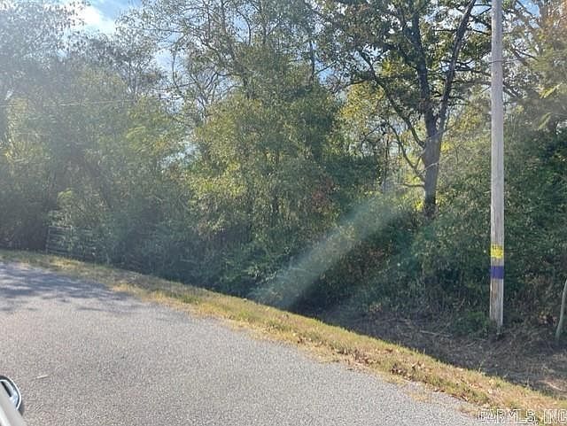 2nd image of 3510 Oak Grove Rd